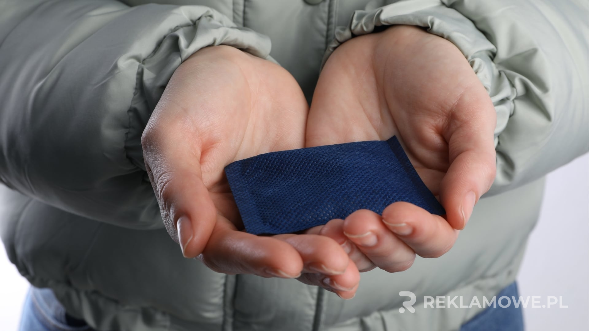 Personalizacja Ogrzewaczy Reklamowych – Opcje i Możliwości Personalizowany ogrzewacz reklamowy